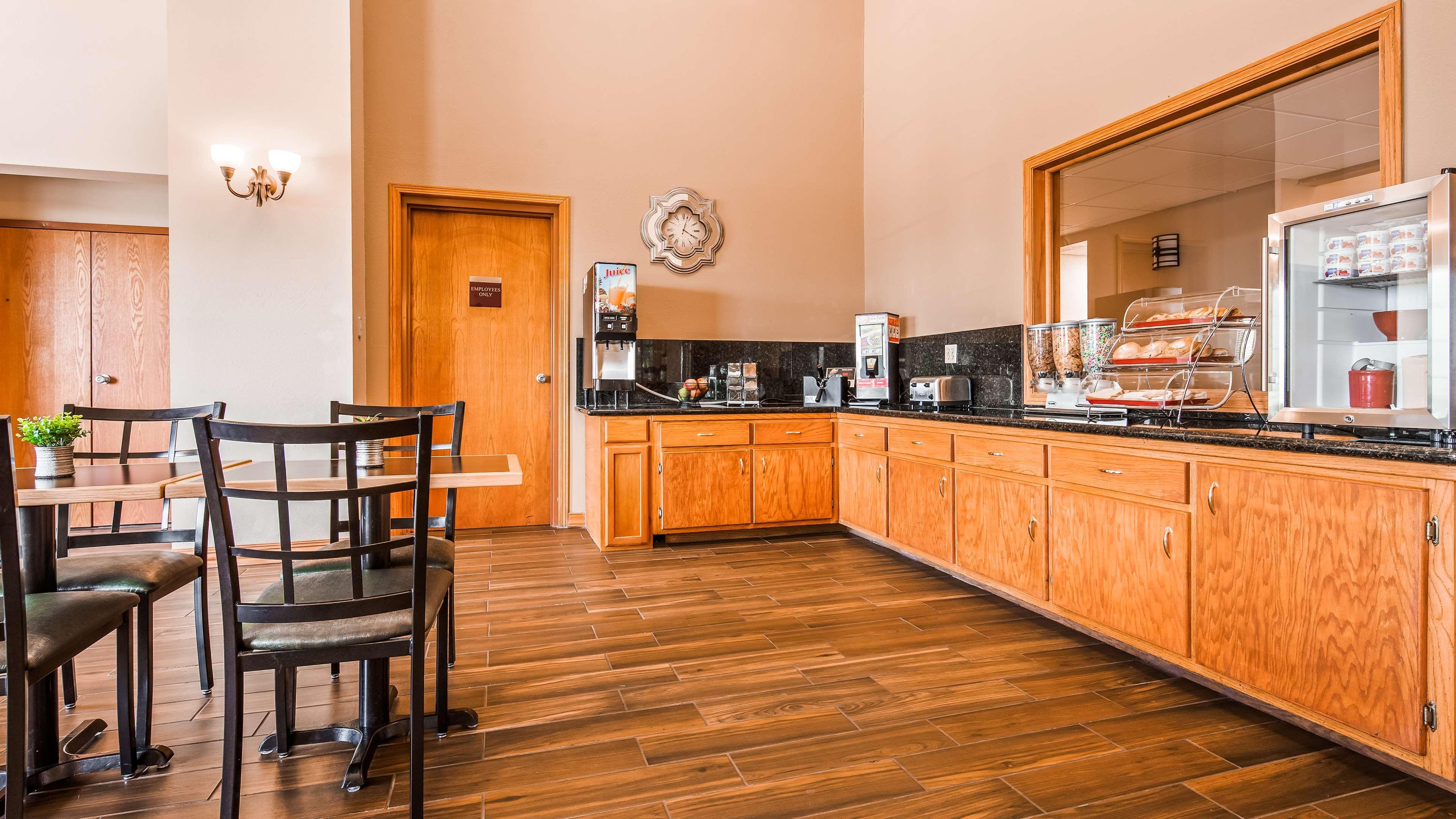 Best Western Locust Grove Inn And Suites Εξωτερικό φωτογραφία