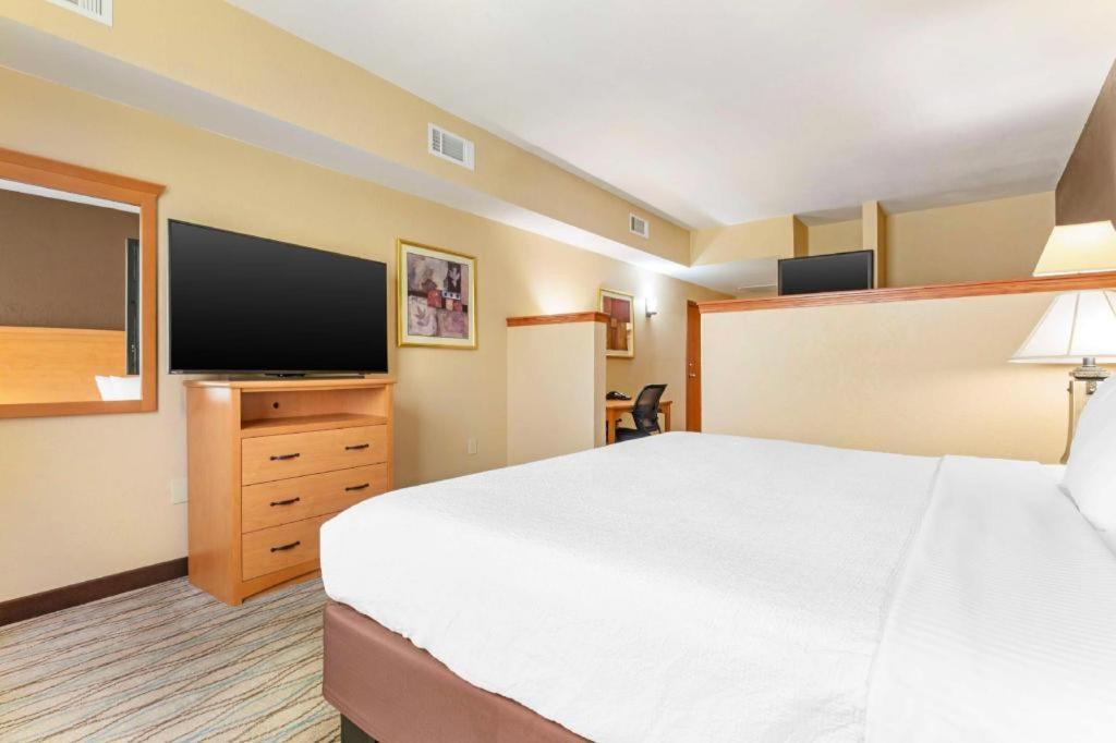 Best Western Locust Grove Inn And Suites Εξωτερικό φωτογραφία
