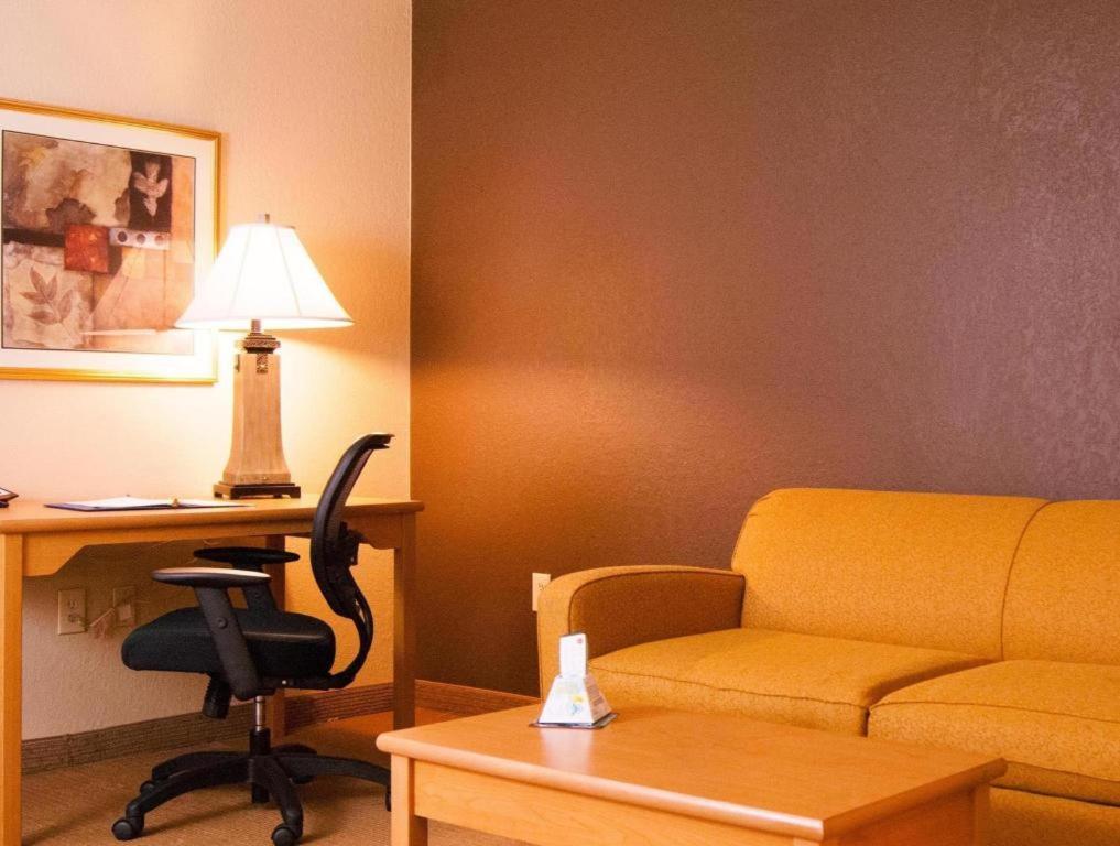 Best Western Locust Grove Inn And Suites Εξωτερικό φωτογραφία